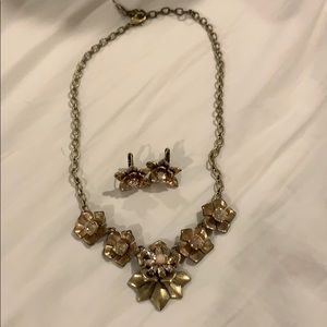 Chloe+Isabel necklace and earring set
